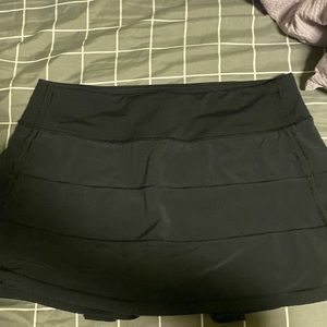 Lululemon pace rival size 6